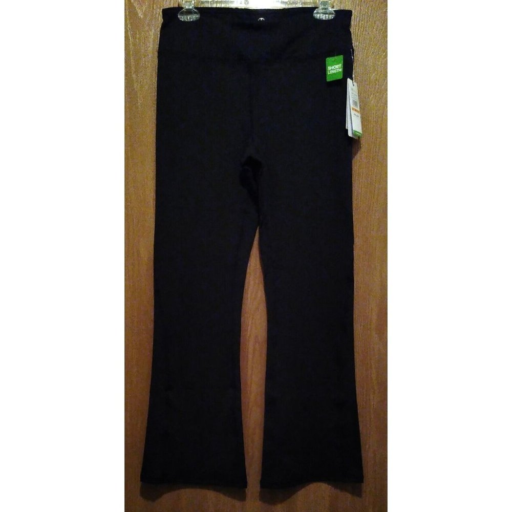 Gaiam Womens Size M Black Stretch Om Fit Short Yoga Pants Bootcut Leg New w/Tags